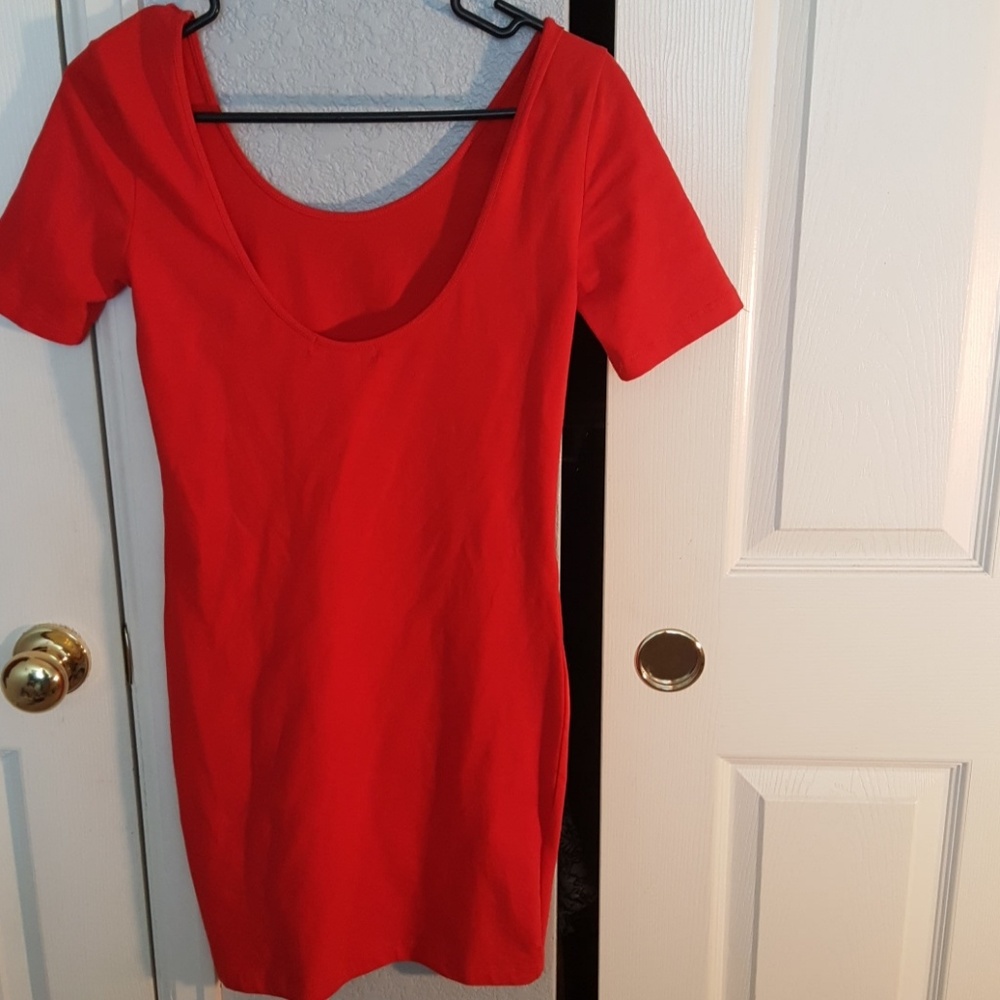 Dress - Picture 2 of 2